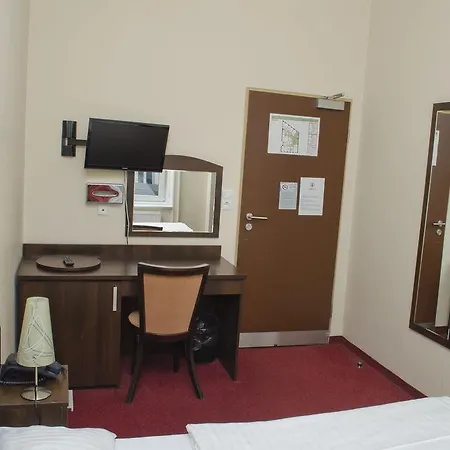 Hotel Polo Am Zob Hamburg