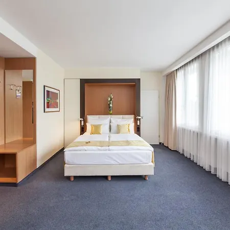 Novum Ambassador 3*