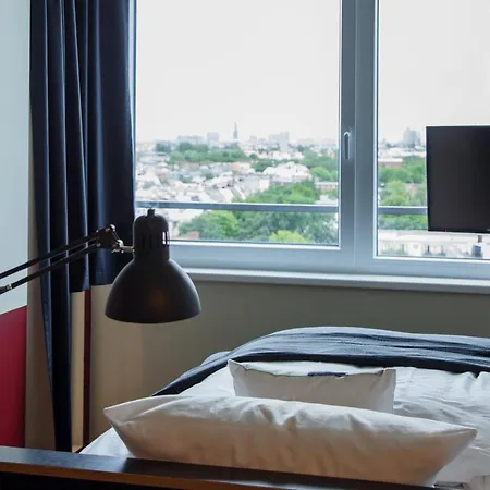 Base Aparthotel Hamburg