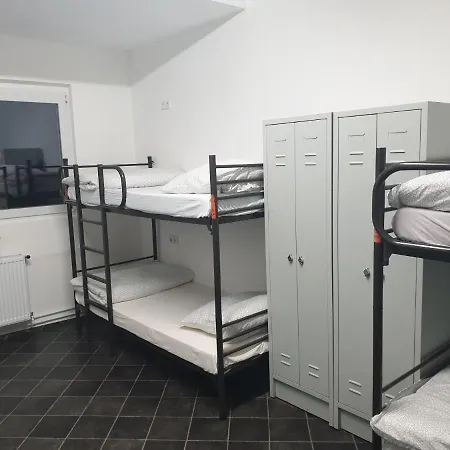 Easy Hostel