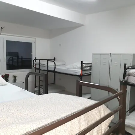 Easy Hostel