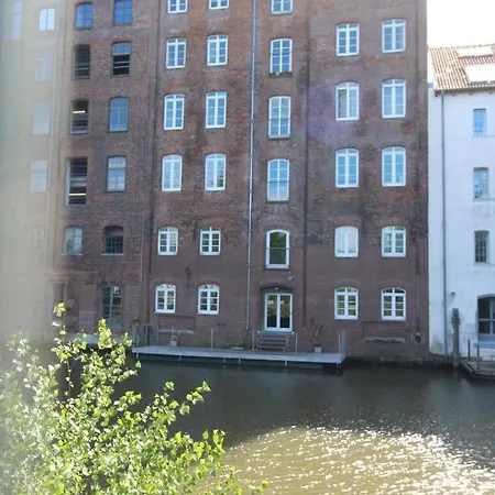 Neu! Einmaliges Loft Im Binnenhafen - Hafenblick! Apartment Hamburg
