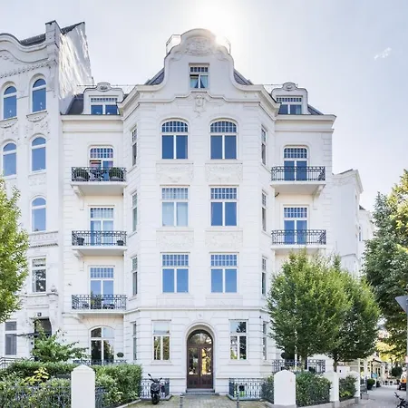 Appartement Generous Family-apartment With Two Seperate Bedrooms Close To The U-bahn
