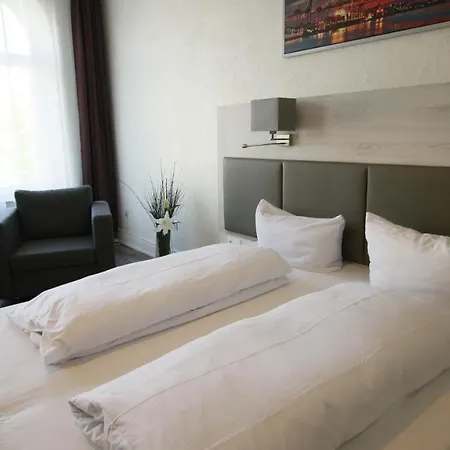Hotel Bee Fang 2*