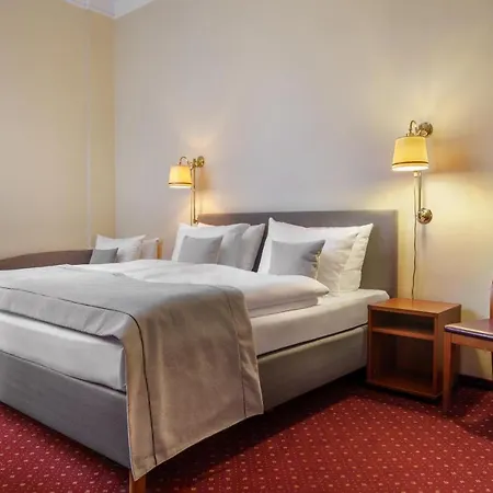 Kronprinz Hauptbahnhof 3* Hamburgo
