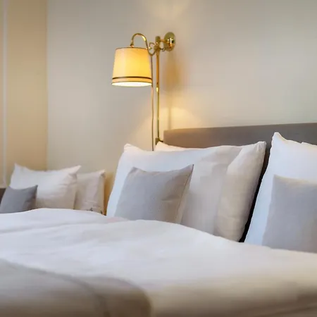 Kronprinz Hauptbahnhof Hotel