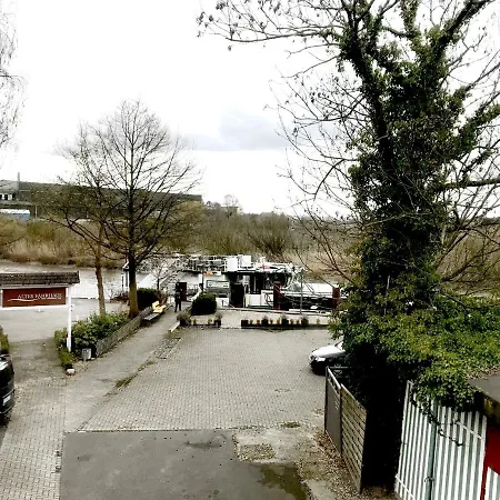 Altes Fahrhaus