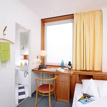 Baseler Hof Hotell