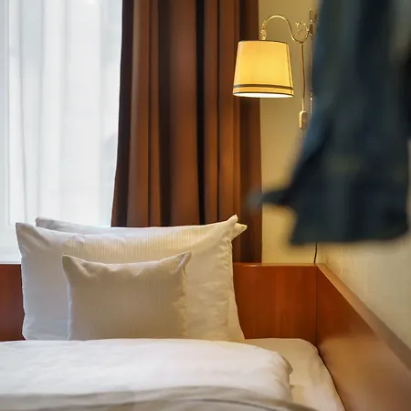 Hotel Kronprinz Hauptbahnhof