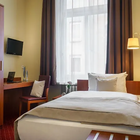 Kronprinz Hauptbahnhof 3* Hamburgo