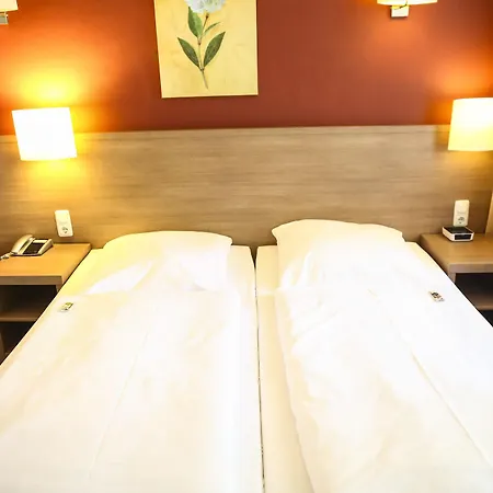 Marienthal Garni Hotel 3*