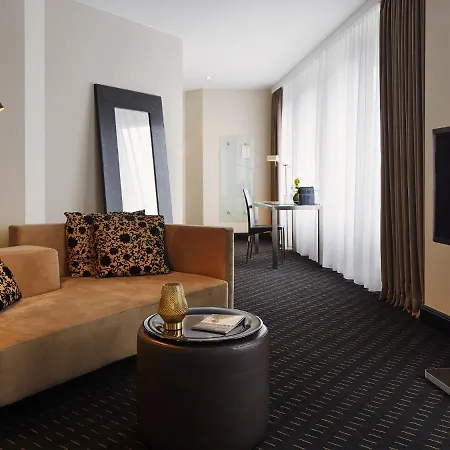 Boston Hh Hotel