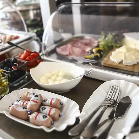 Marienthal Garni Hotel 3*