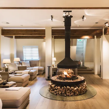 Fairmont Vier Jahreszeiten, Des Jahres 2023 & 2024- 101 Besten מלון 5*
