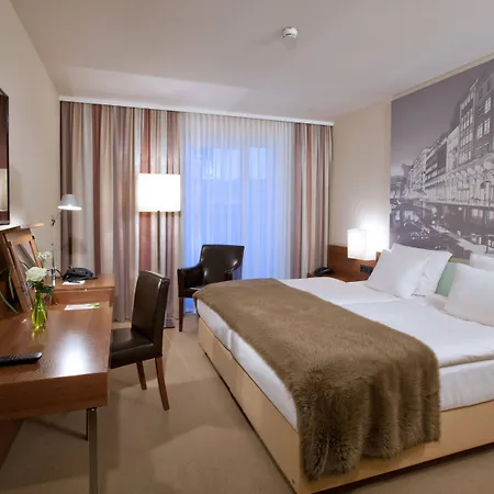 Lindner Am Michel, Part Of Jdv By Hyatt 4*