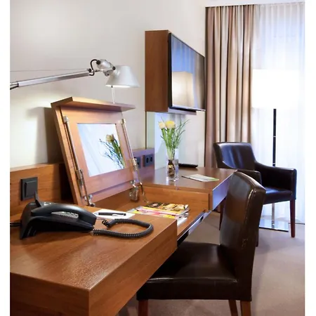 Lindner Am Michel, Part Of Jdv By Hyatt 4* Hamburg