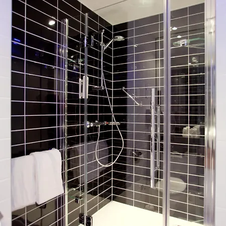 Premier Alster Hotell 3*