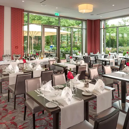 دورينت هامبورغ-إيبندورف 4*