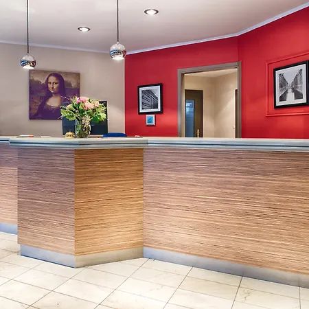 Hotel Leonardo Airport