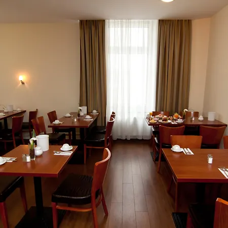 Continental Hauptbahnhof Hotell