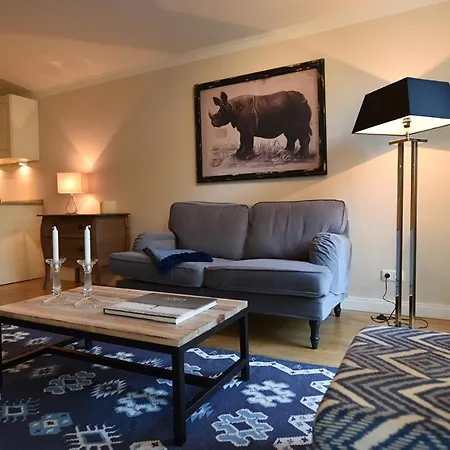 Zentrale Whg Naehe Der Alster Mit Parkplatz * Hamburg