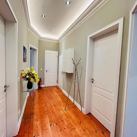 Blue Apartment's