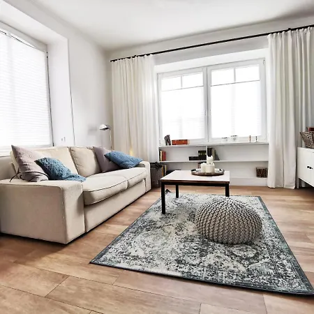 Haus Am Deich 47 Stilvolles An Der Elbe In Stadtnaehe Holiday home Hamburg