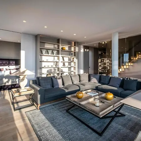 Marco Polo Tower Apartment *
