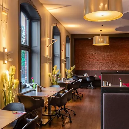 Hotel Volksschule 4*
