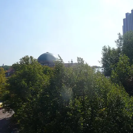 Fresena Im Dammtorpalais 호텔 3*