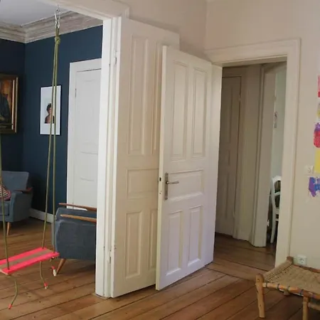 Appartamento Family Friendly Funhouse Centrally Located In Ottensen Amburgo