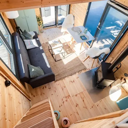 Botel Wunderschoenes Hausboot Agathe