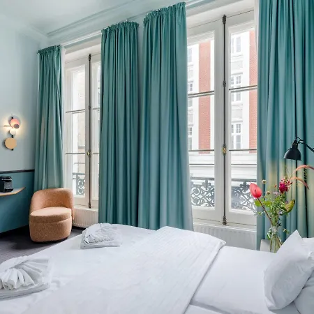 Aussen Alster Hotel 4*