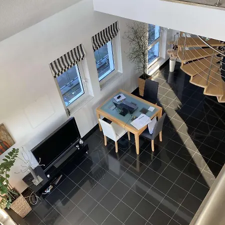 Extravagante 3-zimmer-penthouse-wohnung Apartment