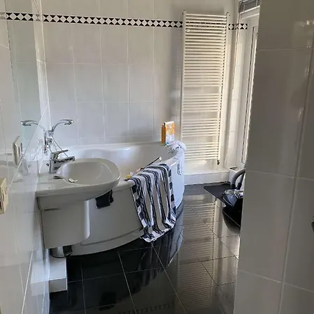 Apartment Extravagante 3-zimmer-penthouse-wohnung *