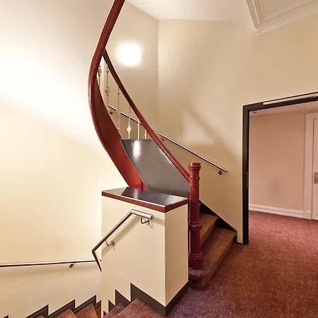 Hotel Alster 3*