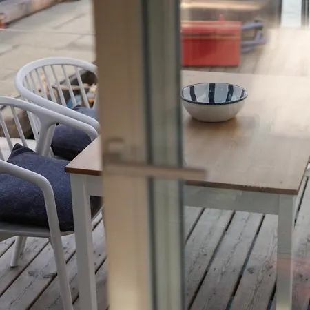 Tolles Tiny-hausboot Guenter Mit Dachterrasse Hamburg