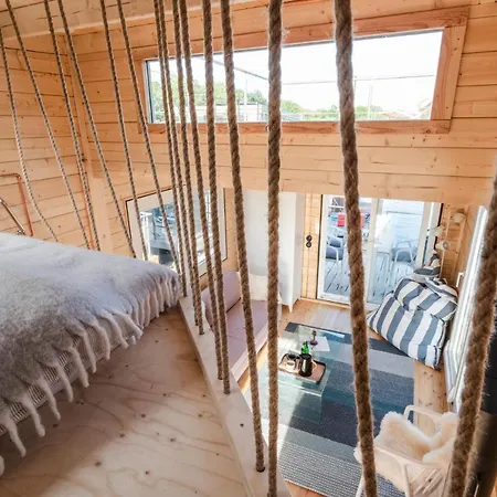 Botel Tolles Tiny-hausboot Guenter Mit Dachterrasse *