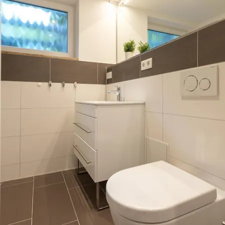 Apartamento Neue Zentrale Souterrain-wohnung 24h Self Check-in *