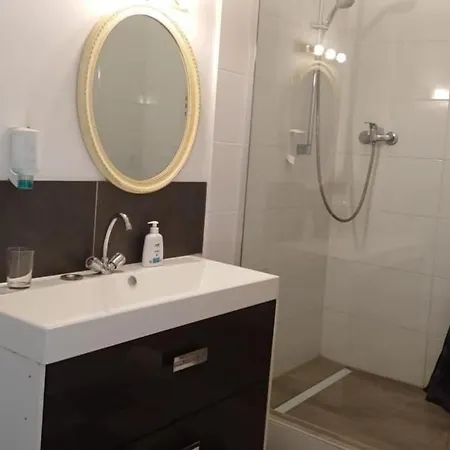 Mehrbett-apartment 5 Citynah, Einfache Ausstattung Appartamento Amburgo