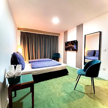 Hotel Hamburg Inn 함브루크