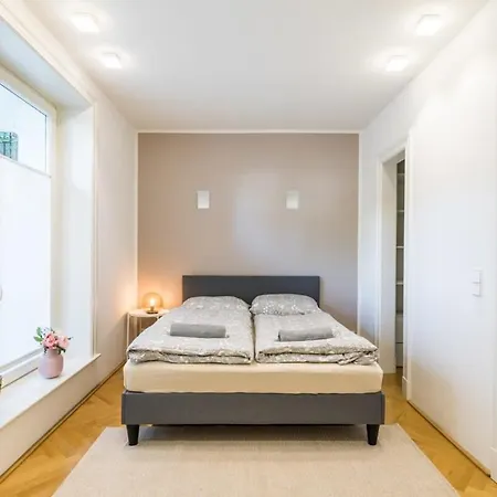 Modern Near Aussenalster *