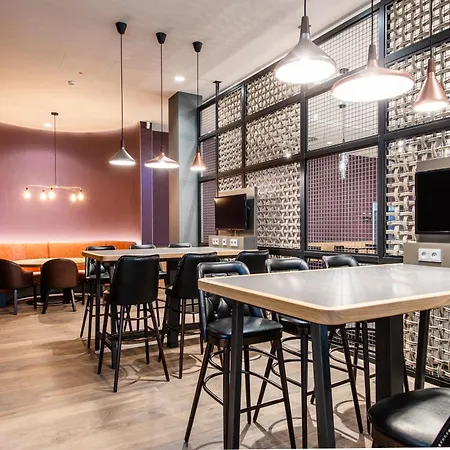 Premier St. Pauli Hotel 3*