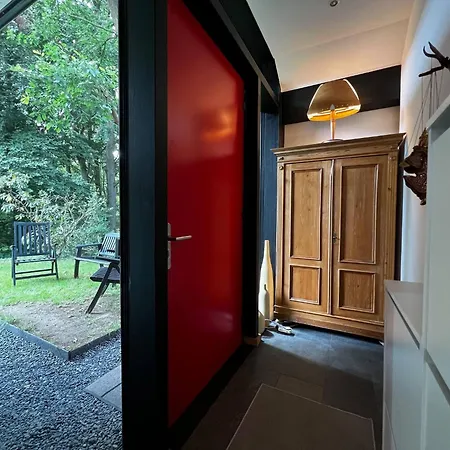 Neues Exclusives 2 Schlafzimmer Apartment *