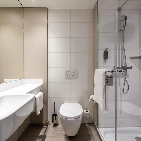 Hotel Premier St. Pauli 3*