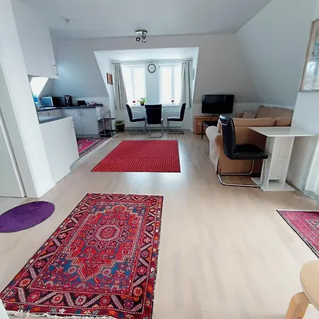 Peaceful Apartment- 3 Zi- Loggia & Garden In Blankenese- * Hamburg