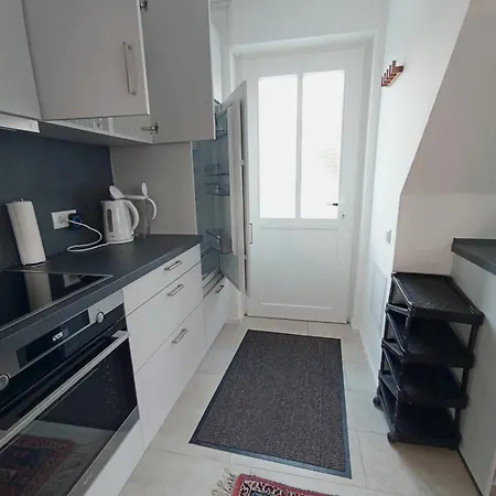 Peaceful Apartment- 3 Zi- Loggia & Garden In Blankenese- Apartment *