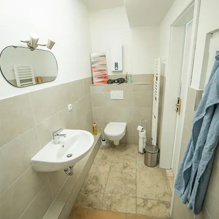 Apartment Kingsize Bett, Nahe Stadt Und Alster, Ruhig *