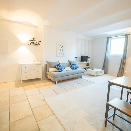 Kingsize Bett, Nahe Stadt Und Alster, Ruhig