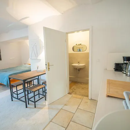 Kingsize Bett, Nahe Stadt Und Alster, Ruhig * Hamburg